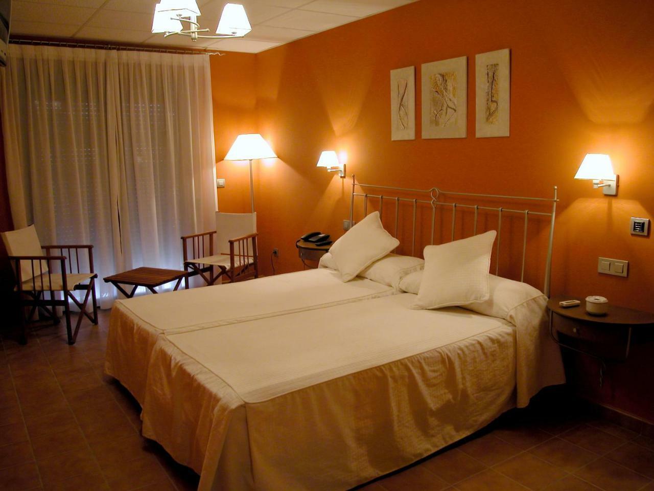 Hotel Villa De Estercuel المظهر الخارجي الصورة